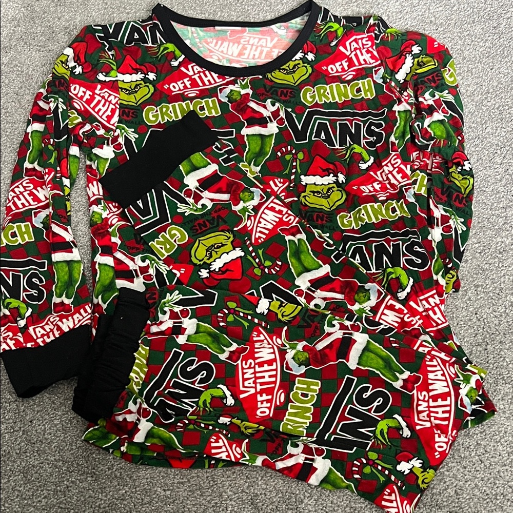 Vans Grinch Graphic Pajama Set - Red, Green, Black